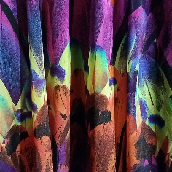 Shirt - Picture 3 of 4